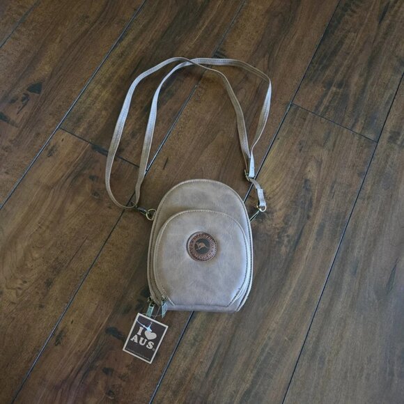 Kangaroo Australia Three Zip Wallet Travel Crossbody Bag Outback Style Brown - Picture 1 of 10